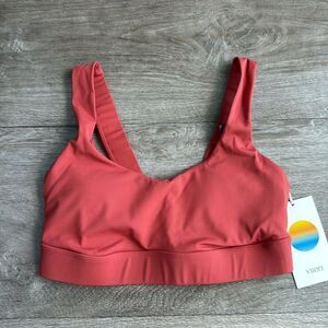 VUORI Stride Bra SPORTS BRA POPPY‎ Women’s size XS NWT